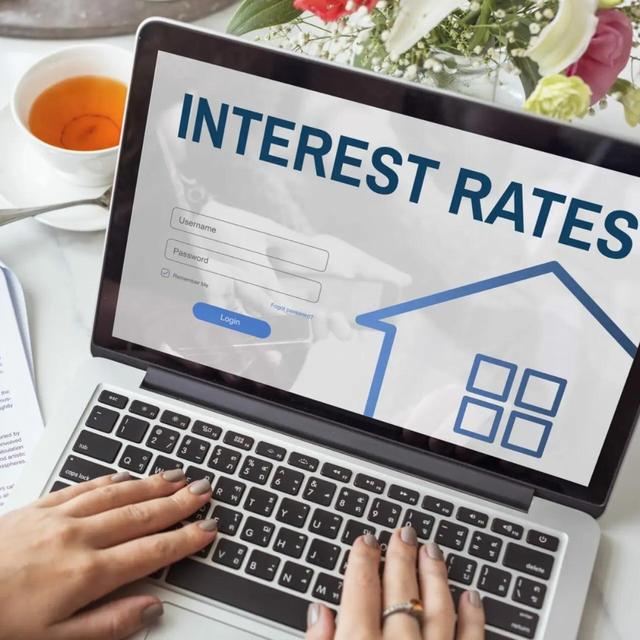 Flat vs Reducing Interest Rate in Loans: Which is Better in 2026